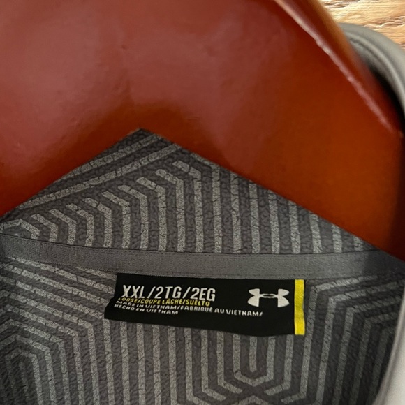 Under Armour Men's Performance Jacket in Gray - Picture 3 of 3